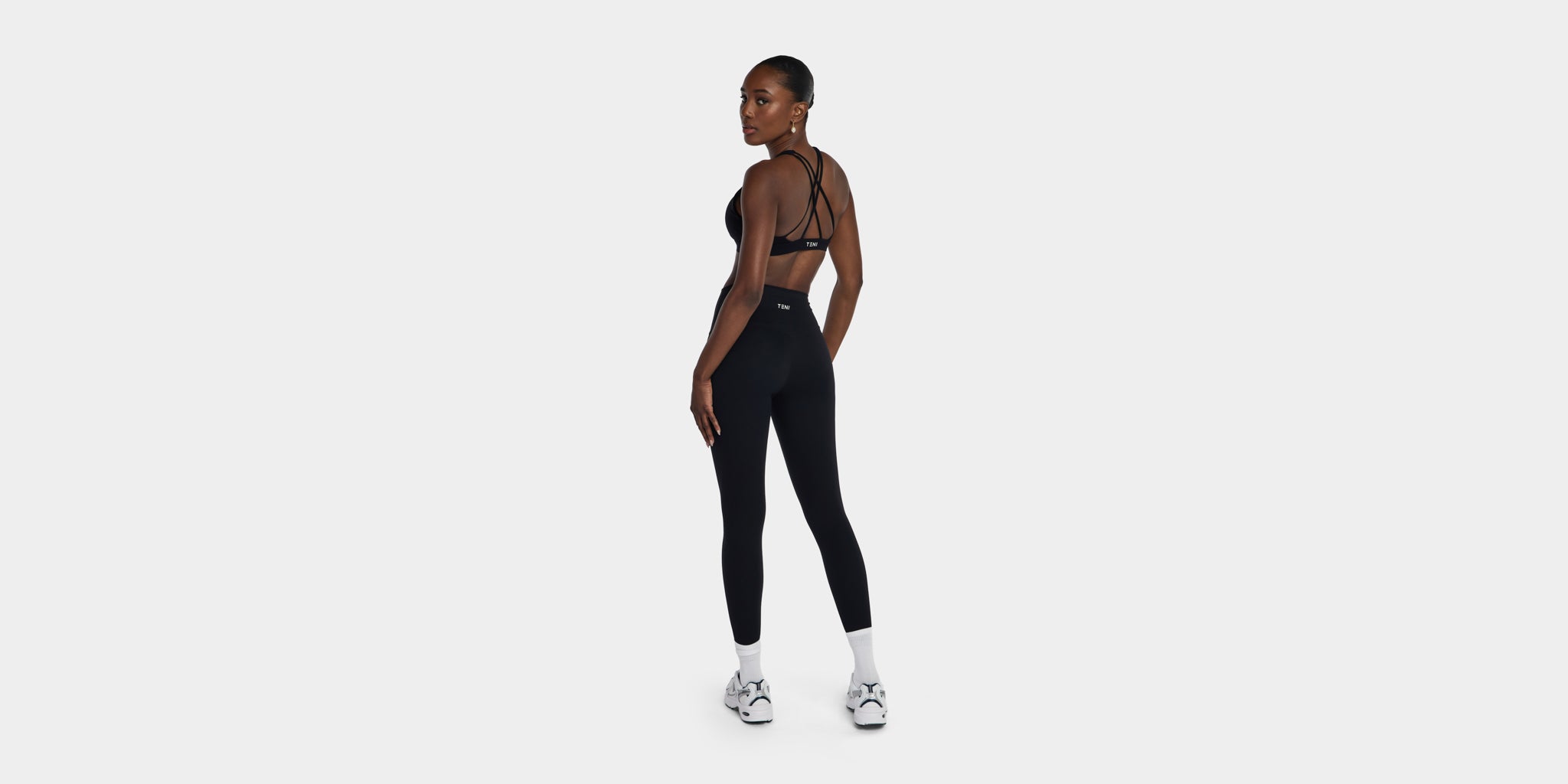 Desktop_Teni25_look_8__50.jpg